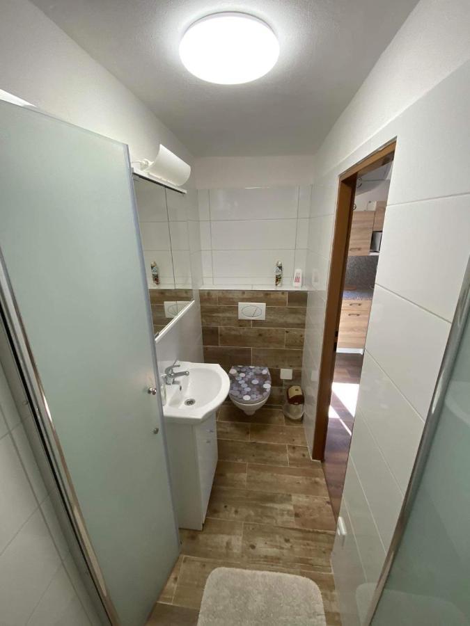 Vinny Sklep U Mna Mutenice Exterior photo